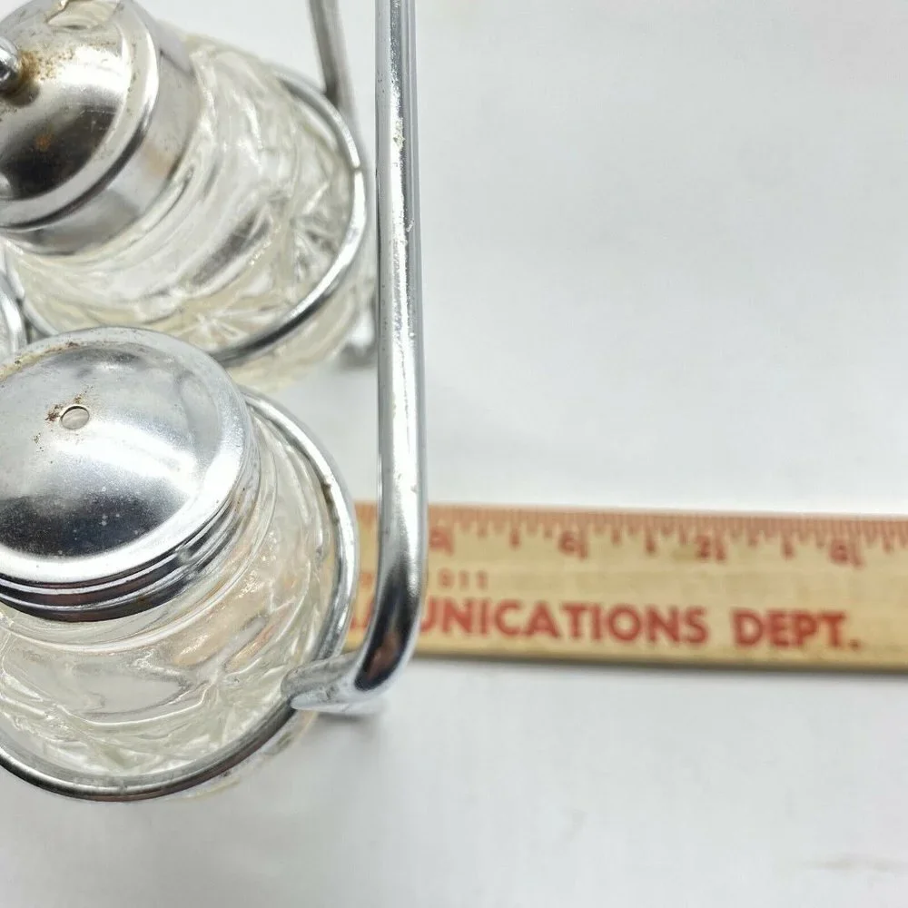 Vintage Glass Salt Pepper Mustard Condiment Set Wheelbarrow Caddy Metal‎ Holder